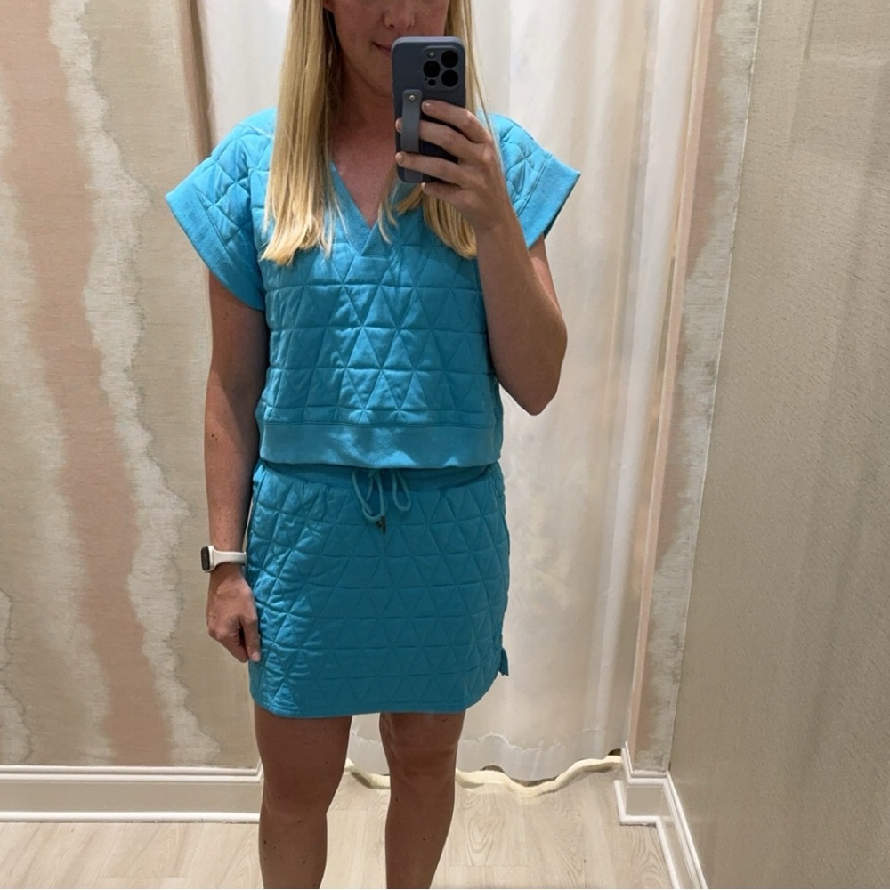 entro size small skirt